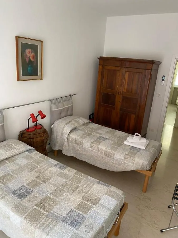 Carbonara Apartment Bologna 0*,  Italy