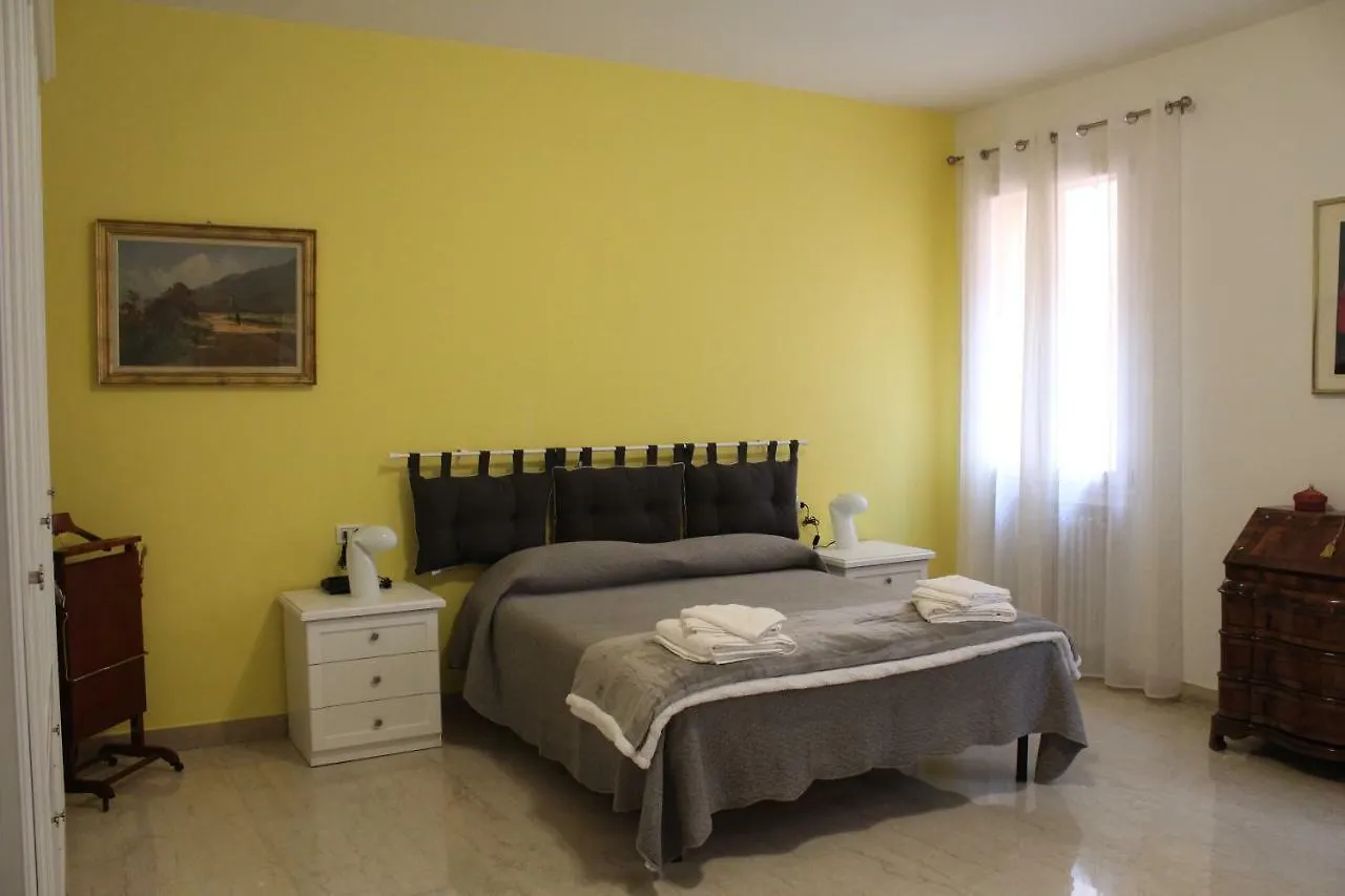 Carbonara Apartment Bologna